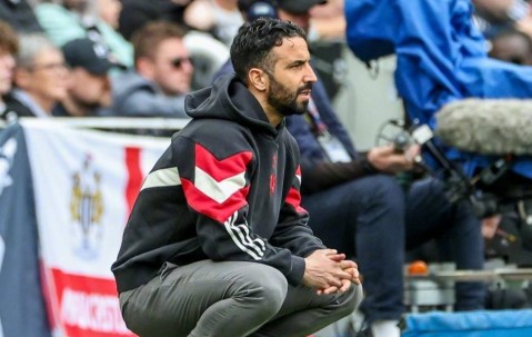 阿莫林暗示曼联锋线引援结束，新援数据力压旧将