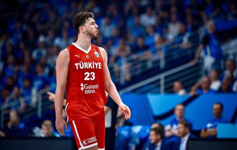 欧洲杯MVP投票：申京暂时领跑 约老师字母分列23