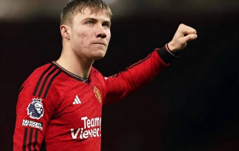 曼联球迷振奋！霍依伦即将转会那不勒斯，4000万欧元加入转会费