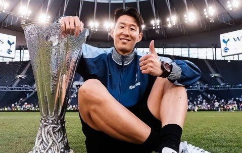 跟孙兴慜说再见后，热刺报价曼城21岁边锋？7000万高价可是很贵