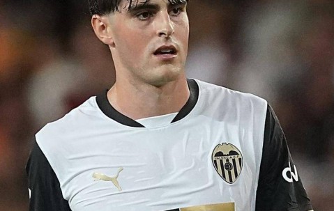 曼联或将以2600万英镑签下西甲中场，有望解决“重大”问题