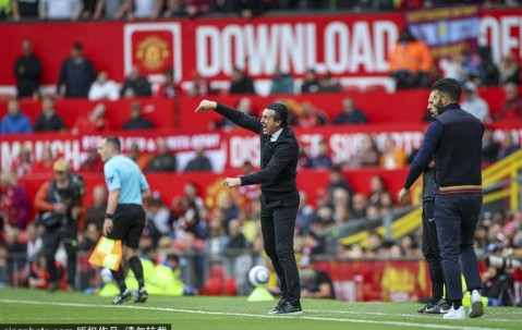 阿斯顿维拉转会曝惊天内幕？！官网“瘫痪”背后，亿万级签约或已敲定？