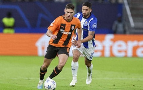 那不勒斯意甲争冠1分领跑下赛季双线作战欲4000万欧签苏达科夫