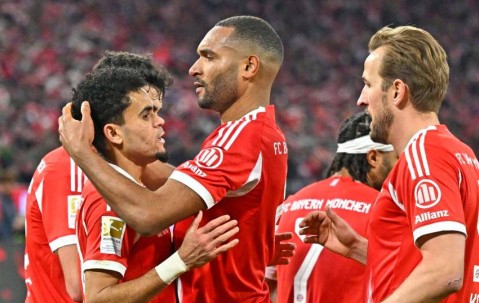 凯恩破门助拜仁强势晋级德甲杯四强，孔帕尼立志冲击三冠王