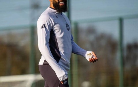 姆贝莫有望参与曼联战伯恩茅斯，马兹拉维恐缺阵！阿莫林暗示启用一人