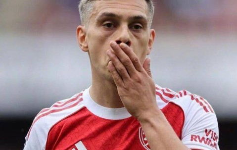 阿森纳拒售特罗萨德：土超邀约无果，8月新合同让转会可能性归零