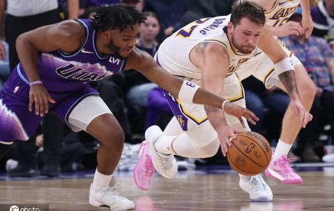 湖人险胜爵士裁判报告：最后2分钟2次漏判均有利湖人