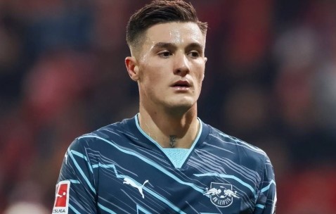 21球6助攻德甲天才神锋横空出世开价8000万欧两大英超豪门疯抢