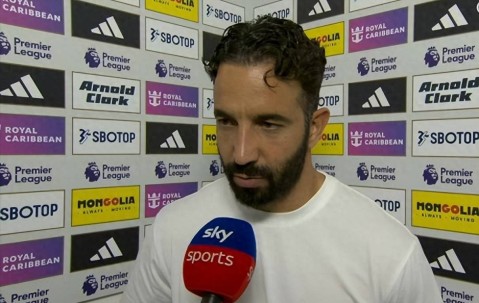 任重道远！两战不胜曼联问题难解，压力越来越大的阿莫林陷入矛盾