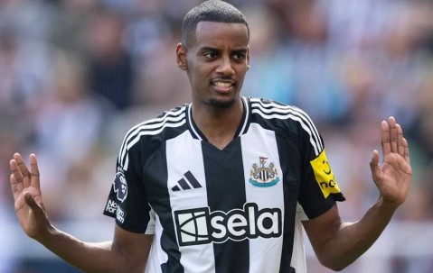 伊萨克搬离居住3年的豪宅，换房原因揭晓，与加盟利物浦无关