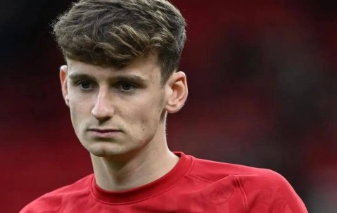 1500万英镑！利物浦小将莫顿转战法甲，双赢转会重塑双方未来