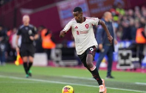 2-0！利物浦客胜西汉姆联，加克波8.4分，对手染红保级堪忧