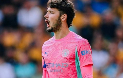 3100万镑新援失误太低级，曝曼城签多纳鲁马，转会费低于5000万欧元