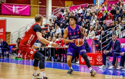 夏季联赛在开拓者的表现一塌糊涂，前夏威夷大学锋线将转战西甲？