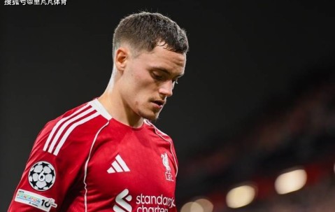 表现真的很挣扎！斯洛特1.4亿价格买他，却成了“麦8赫”的阻力