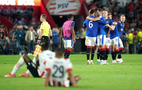 周二017欧冠激战：PSV埃因霍温难挡那不勒斯锋芒，比分预测揭晓！