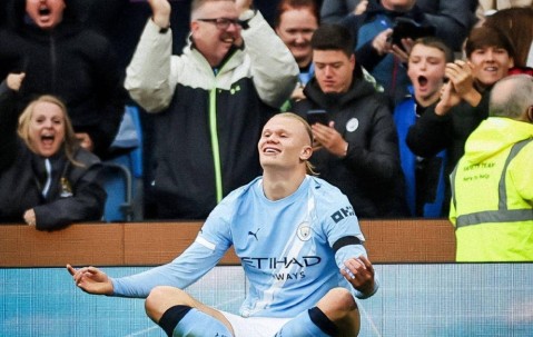 曼城3比0曼联，哈兰德梅开二度关键性提升，瓜帅战术部署完胜