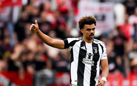 雷纳托·维加蓝桥迷局：从都灵荣光到斯坦福桥迷雾