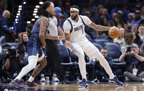 名记：独行侠在内外部都讨论过浓眉的交易