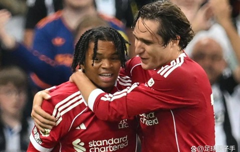 利物浦欧冠名单年轻化抉择：恩古莫哈取代基耶萨背后的战术逻辑