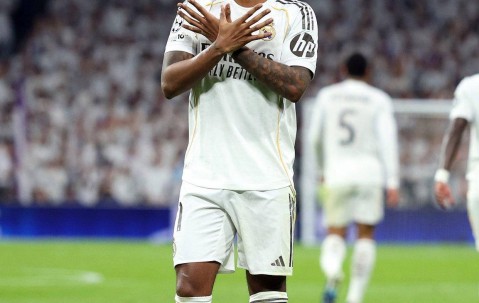 皇马下调罗德里戈售价，巴萨旧帅哈维或执掌热刺新帅