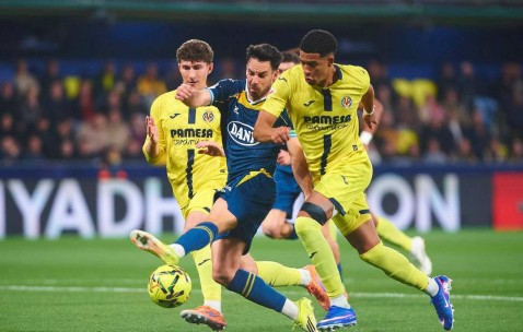 西甲最新积分榜揭晓：比利亚雷亚尔4-1大胜西班牙人，积分形势骤变