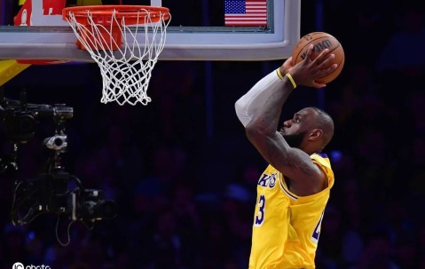 NBA高管：湖人未官宣詹姆斯执行球员选项 很奇怪