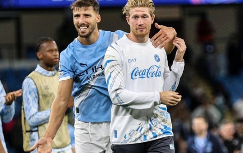 意甲第4轮焦点大战：那不勒斯对阵比萨，力争冲击榜首，首发出炉