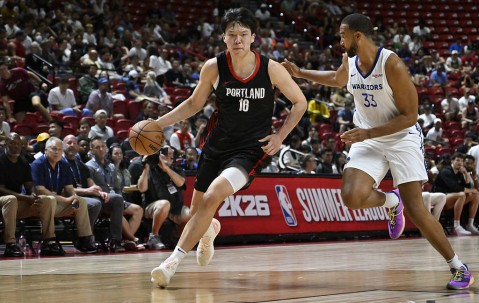 杨瀚森首秀兑现下饭承诺 三分护筐妙传一个都没少