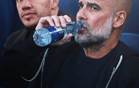 詹俊：热刺夏窗最强引援，主教练弗兰克！曼城要考虑引进多纳鲁马