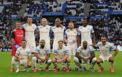 法甲巅峰对决：雷恩主场掀攻势风暴，马赛客场携韧性而来