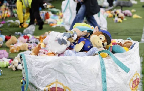 贡萨洛头顶脚踢上演完美帽子戏法，皇马上一位在西甲做到还是C罗