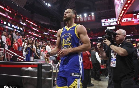 库里：进入生涯第17赛季 我依然能达到巅峰状态