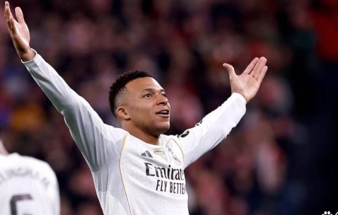 姆巴佩本赛季疯狂开火，55场比赛攻入55球，正创造职业生涯巅峰表现