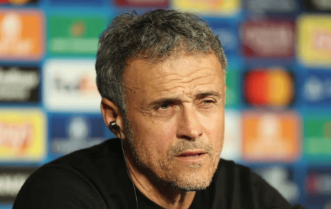 刚拿欧冠却拒绝续约！全欧前三主帅翻脸，心系巴萨，曼联欲截胡