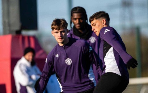 阿莫林钦点曼联两小妖，非洲杯时有望首秀！解释一人下放预备队原因