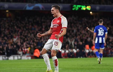 特意等到约克雷斯进球，马丁内利誓言：争取赢下每一项冠军