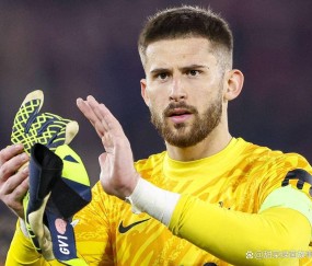 热刺转会动态：卡拉格批评后，古列尔莫·维卡里奥成为欧冠决赛球队的头号目标