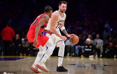 东契奇25分詹姆斯24+7 湖人逆转猛龙止连败