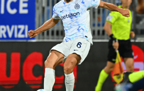 意甲焦点之战，国际米兰2比0战胜卡利亚里，迎来联赛两连胜