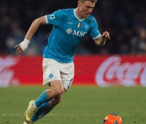 曼联弃将独造2球,AC米兰0-2那不勒斯无缘卫冕,意甲单线争冠