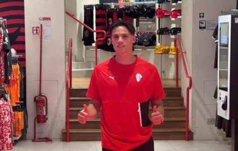 里奇：对阵利物浦时比踢阿森纳时有进步，我们给予对手充分的尊重