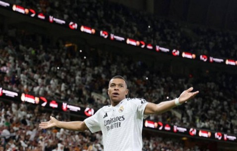 姆巴佩伤退，皇马争议获胜！比利亚雷亚尔差点逆袭