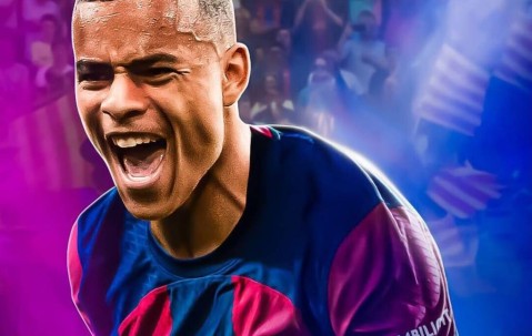 24岁的青木成为法国传奇射手让-皮埃尔·帕潘之后第一位在法甲联赛中打入四球的马赛球员