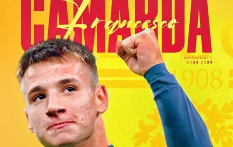 莱切官方：卡马达将于周一接受体检