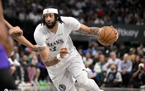 浓眉赛季中遭遇视网膜脱落 目前已接受修复手术