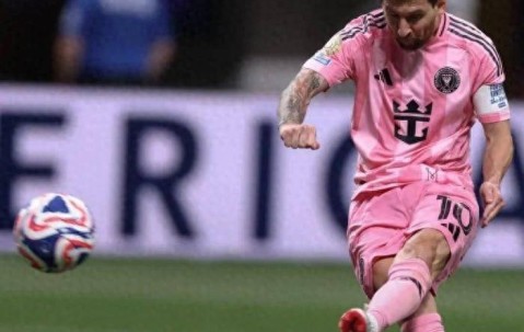 梅西：巴黎的兄弟我来了，请轻虐