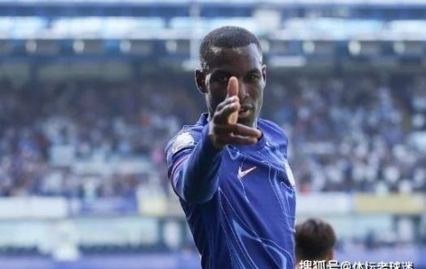 迷之自信！切尔西为雅克松标出天价，蓝军锋线人满为患今夏大清洗