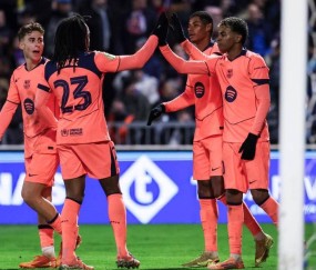 一场2-0踢出6连胜，弗里克神了：率队狂飙，目标直指三冠王