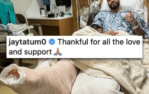 满血归来！塔图姆晒手术照片：感谢所有的爱与支持